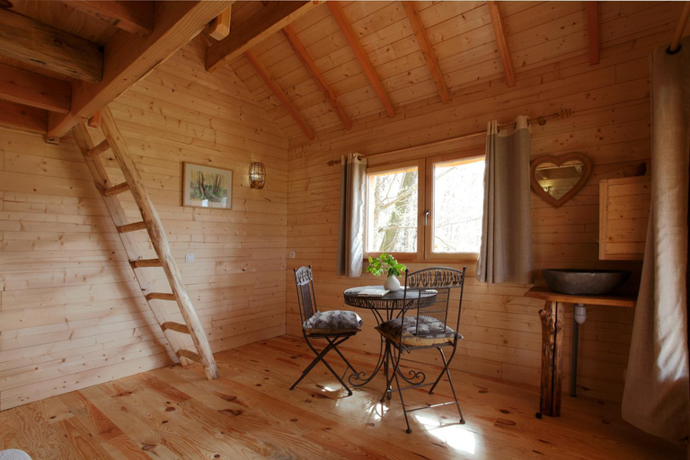 Others 2, Les Cabanes des Benauges, Gironde