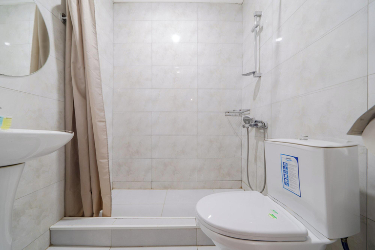 Bathroom 4, Hotel Tato, Tbilisi