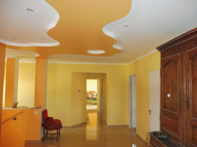 Others 5, 4 Chambres meublees et un seul studio avec petite cuisine, Côte-d'Or