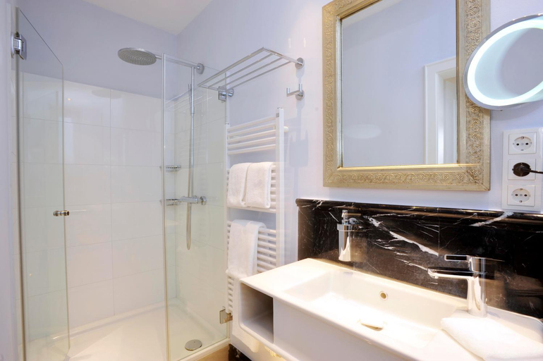 Bathroom, Hotel Strandhorn, Nordfriesland