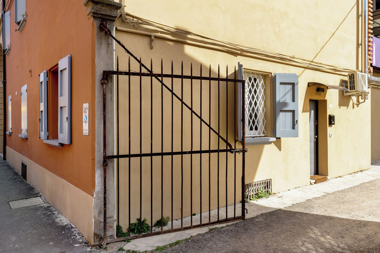 Exterior & Views 2, Modern studio in Borgo Panigale, Bologna