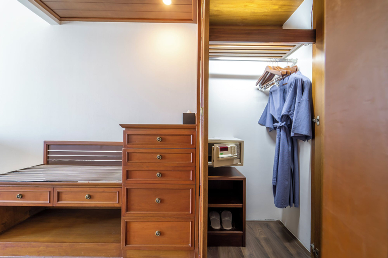 Bedroom 21