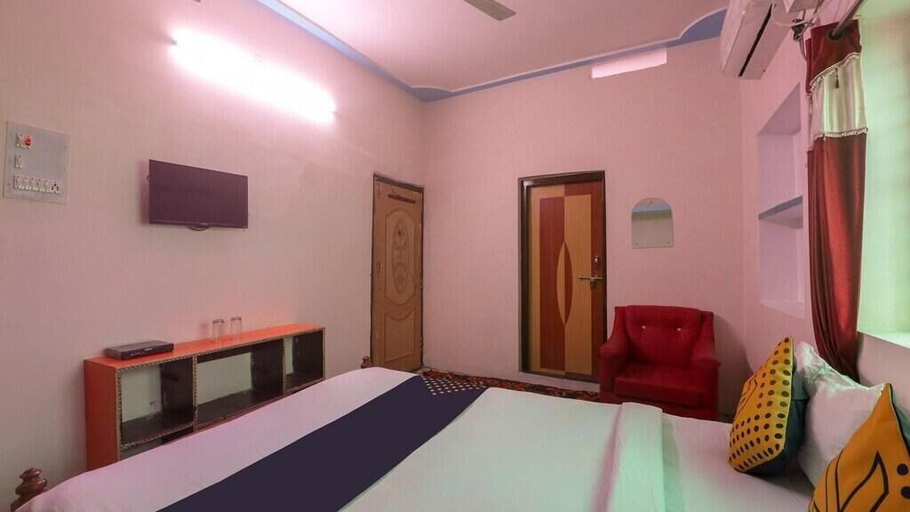 Bedroom 2, Happy Palace Resort, Gaya