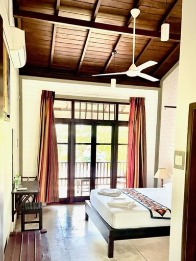 Bedroom 3, Serein Beach Hotel, Tangalle