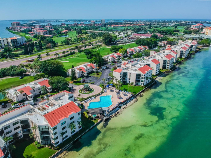 Exterior & Views 1, La Puerta Beautiful Bayfront Condo, Pinellas