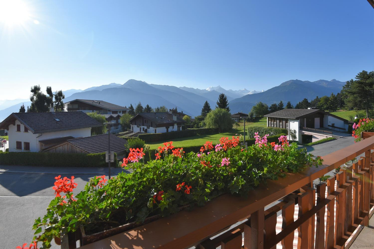 Others 3, Petit Paradis, Sierre