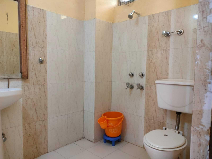 Bathroom 4, Hotel Eco Nest, Kangra