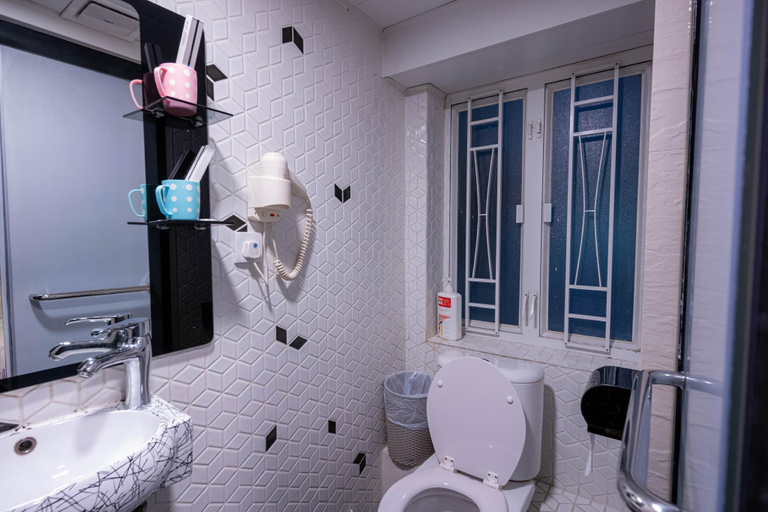 Bathroom 8
