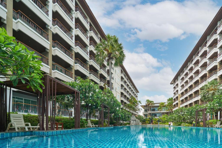 Exterior & Views 2, Welcome World Beachfront Resort, Pattaya
