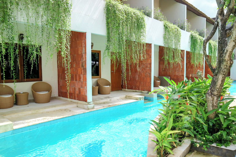 Swimming Pool 19