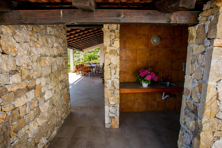 Exterior view 2, Villa Bobica Split, Kaštela