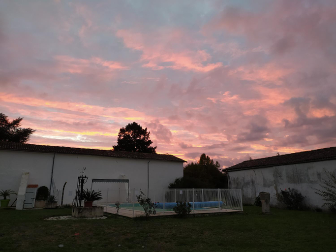 Others 2, Domaine Moulin d'Elemiah, Charente-Maritime