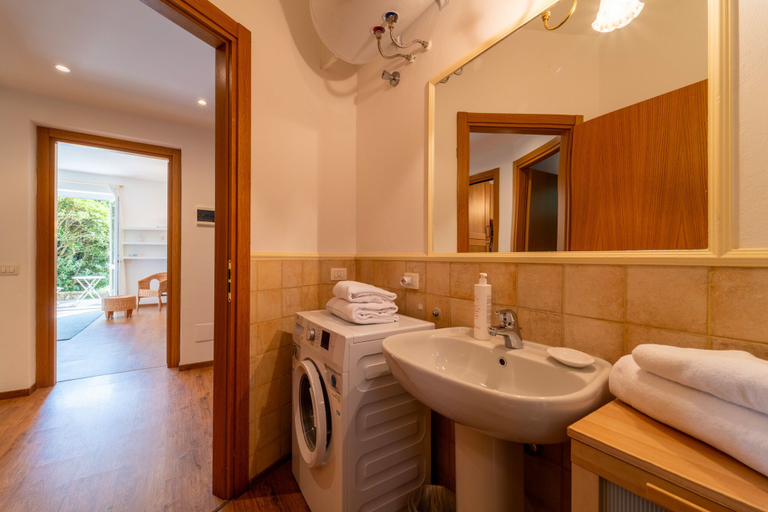 Bathroom 4, Ca' Maria Tulipano by Wonderful Italy, Como