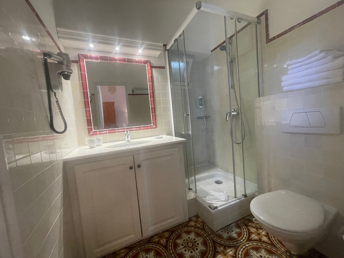 Bathroom 5, Hotel Villa Provencale, Var