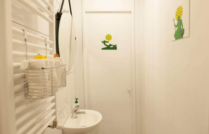 Bathroom 2, Alojamientos Cantiber, Cantabria