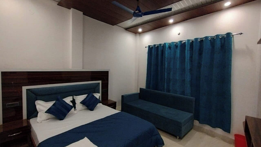 Bedroom 5, Hotel RISHI, Uttarkashi