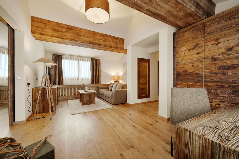 Bedroom 3, ADLER HAUSERN Gourmet & Spa Hotel, Waldshut