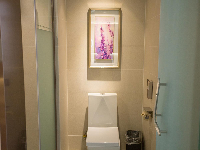 Bathroom 5