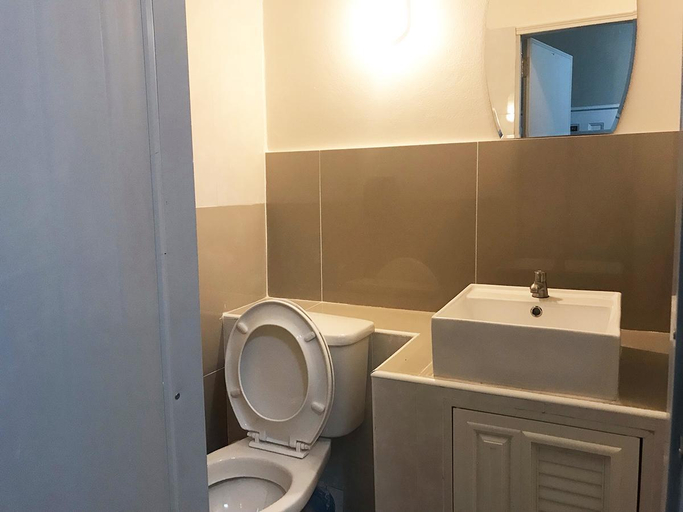 Bathroom 1