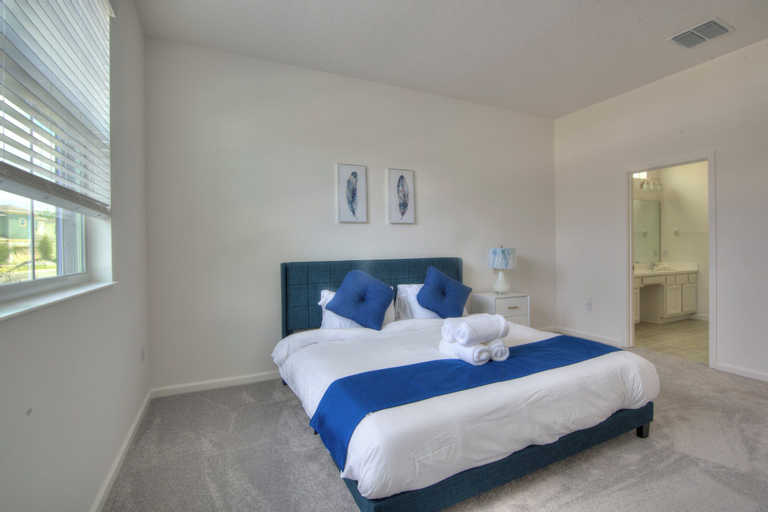 Hotel Styled Bedrooms in a Villa, Osceola