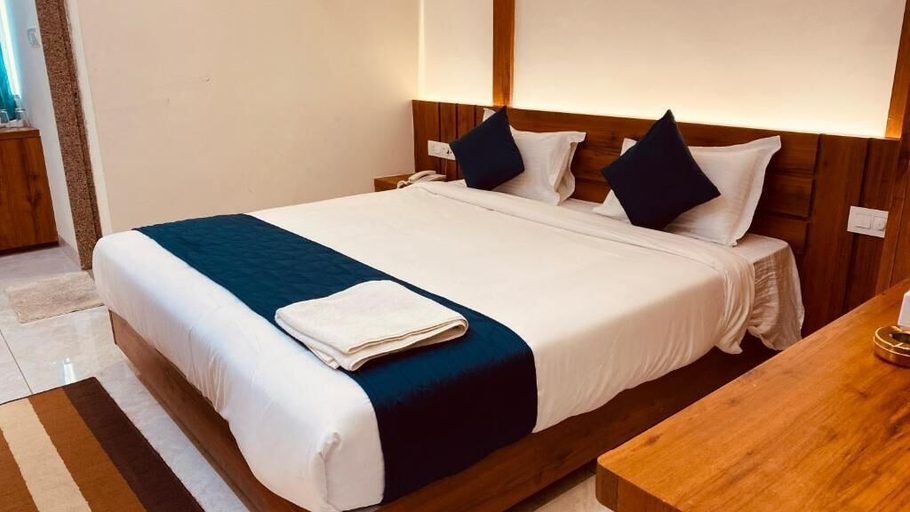 Bedroom 3, Hotel Rudraksha, Indore