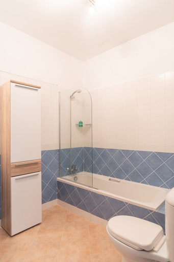 Bathroom 4, Charming 2-Bed in Swieqi
