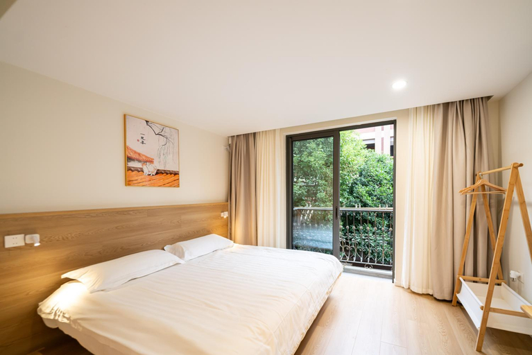 Bedroom 15