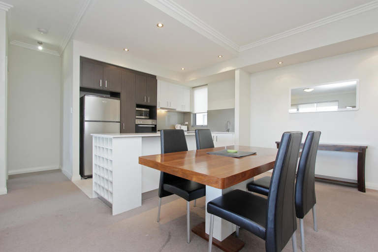 Dining Room 6