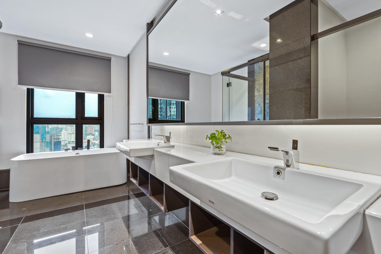 Bathroom 5, The Mews KLCC by PILLOWTALKS, Kuala Lumpur