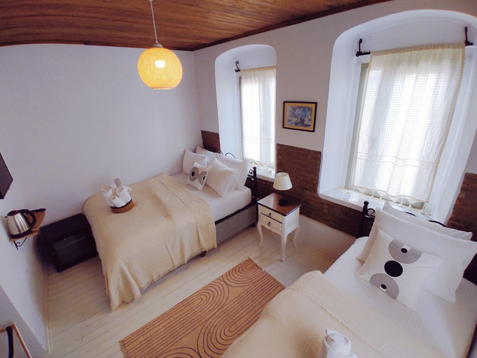 Bedroom 2, Kidoni Macaron Guesthouse, Ayvalık