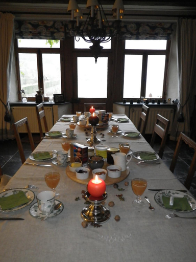 Others 5, B&B Le Moulin de Resteigne, Namur
