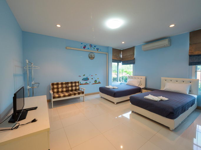 Bedroom 6