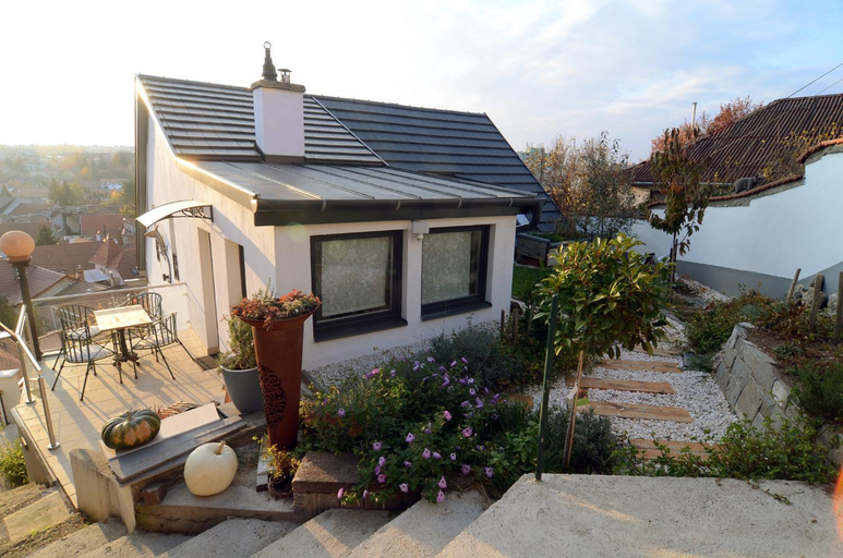 Others 5, Filia Apartman, Eger