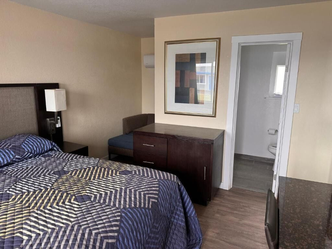 Bedroom 4, The Lodge Tulelake, Siskiyou