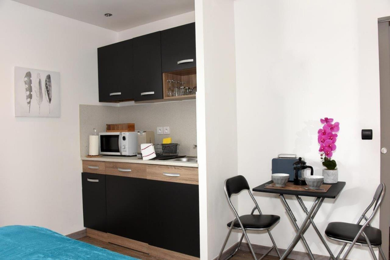 Kitchen 5, Home Place Apartments - Langon Sauternes, Gironde