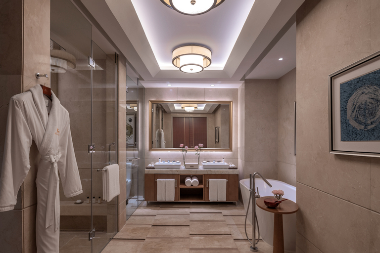 Bathroom 26