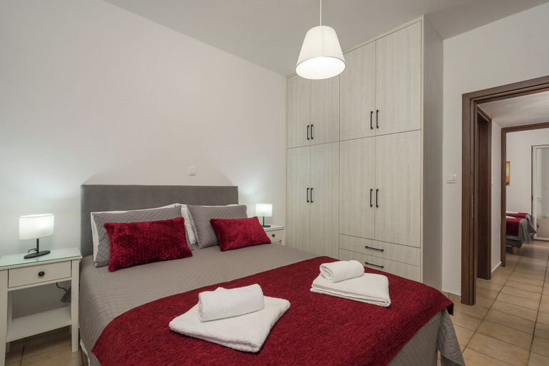 Bedroom 3, Sofia's Dreamy Retreat, Crete