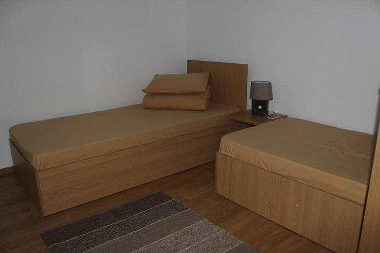 Others 3, Pensiunea Martinel, Predeal