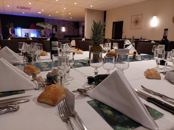 Food & Drinks 4, Hotel L'Esperance Vitre, Ille-et-Vilaine