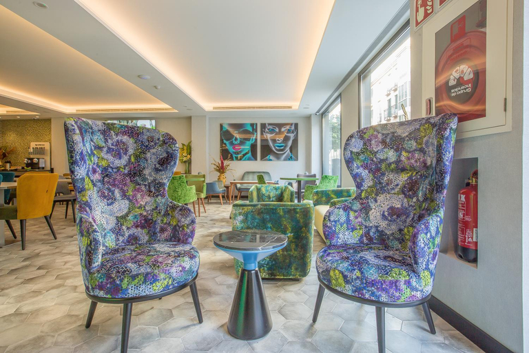 Food & Drinks 4, Hotel Bro-Adults Recommended, Málaga