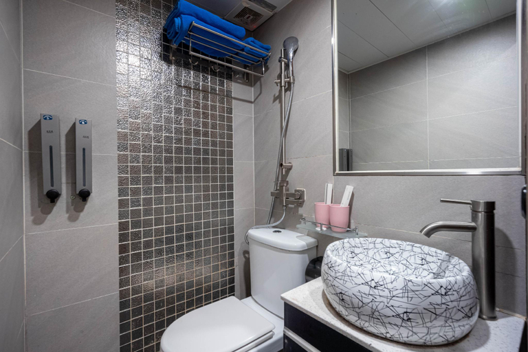 Bathroom 6