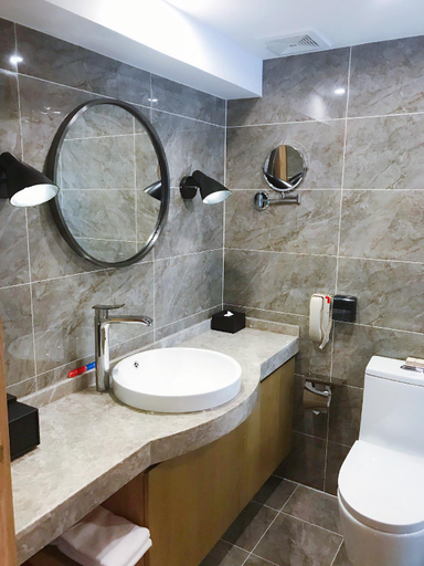 Bathroom, Rui Cheng, Beijing