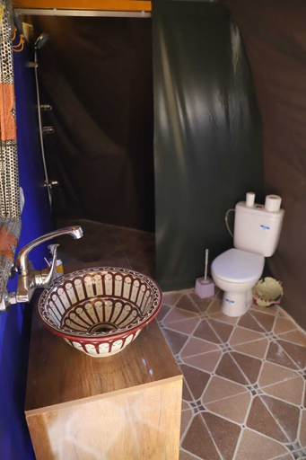 Bathroom, Merzouga dome, Errachidia