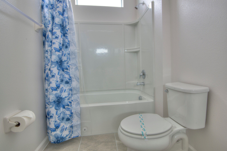 Bathroom 2, Hotel Styled Bedrooms in a Villa, Osceola