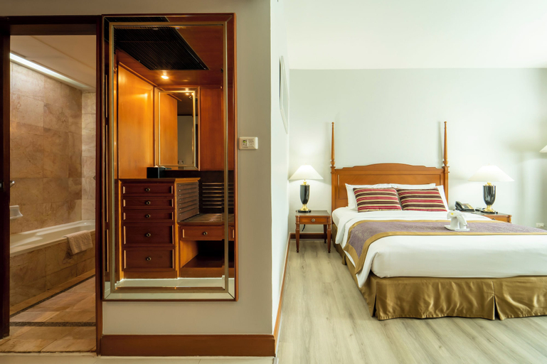 Bedroom 24