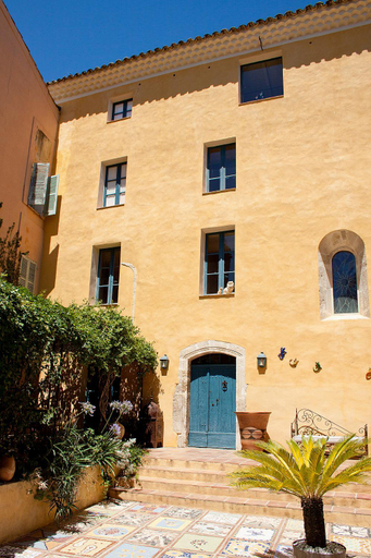 Others 3, Maison Saint Louis avec Jacuzzi, Var
