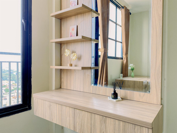 Bathroom 5, Comfy and Minimalist Studio Apartment at Evenciio Margonda, Depok