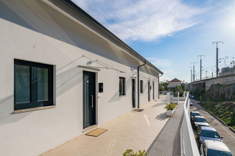 Exterior & Views 2, C312 Riverside View Premium Apartment w/ AC & Terrac, Porto
