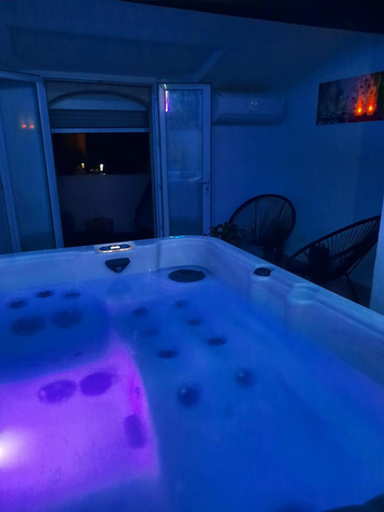 Sport & Beauty 3, Maison avec jacuzzi, Bouches-du-Rhône