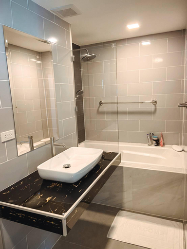 Bathroom 6